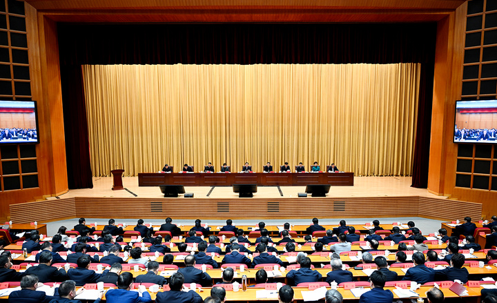 信长星在全省2026年高质量发展推进会上强调  以正确政绩观推动高质量发展 努力创造经得起实践人民历史检验的实绩